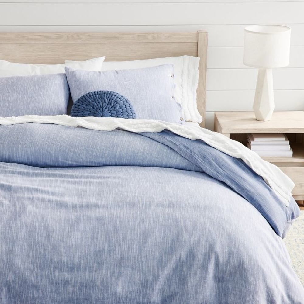 Pottery Barn Queen Blue Button-Down Chambray Duvet Cover and 2 Euro Shams